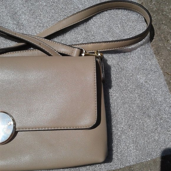 NWOT Envelope cross-body bag - Picture 2 of 5